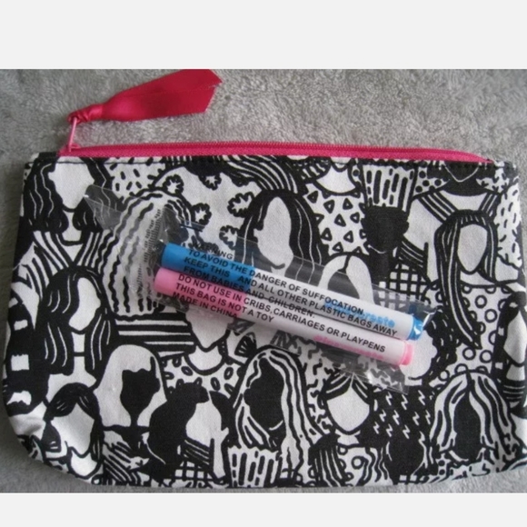 Ipsy Bag March 2018 Create Bag with Pink & Blue Markers ~ Personalize Yourself ! - Picture 3 of 4